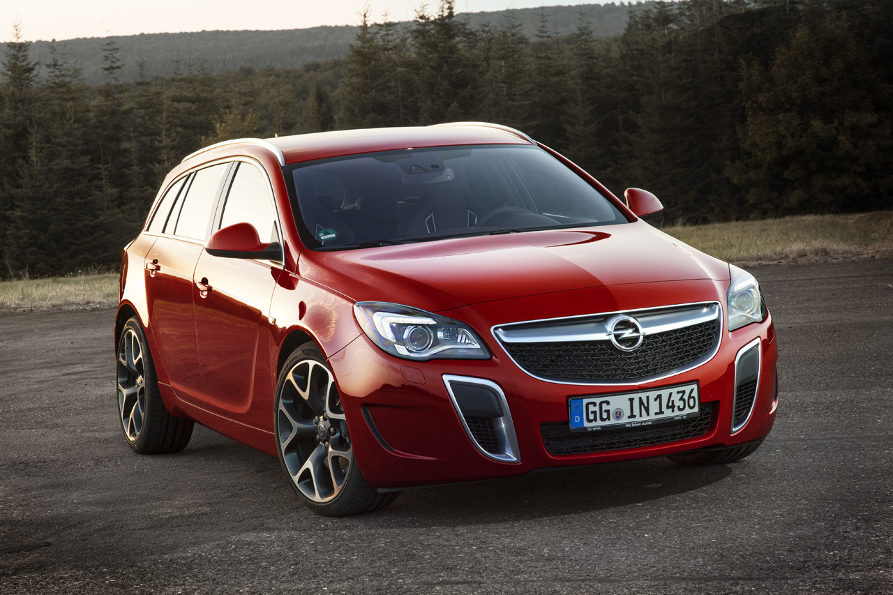 2014 Opel Insignia OPC Sports Tourer Photo Gallery