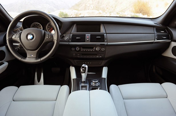  Revisión BMW X5 M es ilógicamente sólido