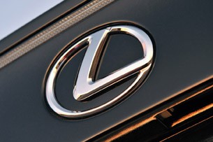 2012 Lexus LFA logo