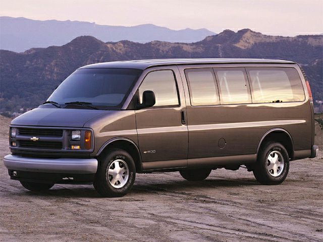2002 Chevrolet Express Reviews, Specs, Photos