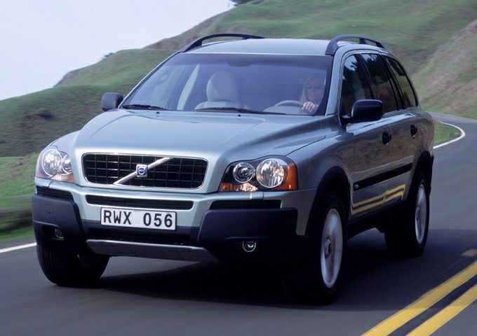 2003 Volvo XC90 Information