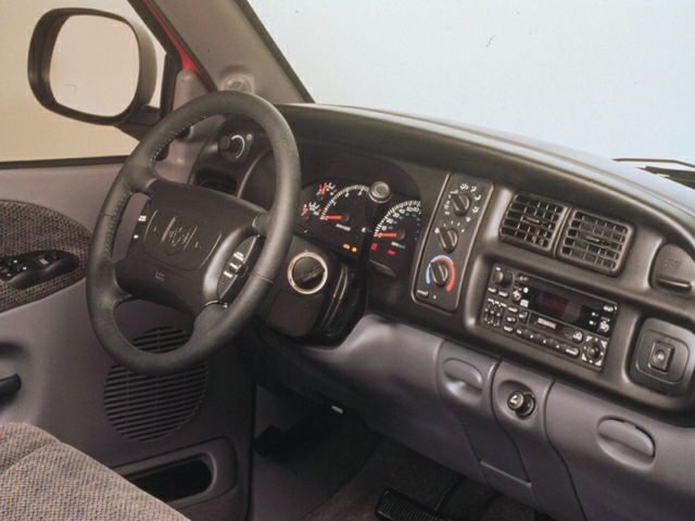 1999 Dodge Ram 1500 Laramie Slt 4x2 Regular Cab 134 7 In Wb Equipment