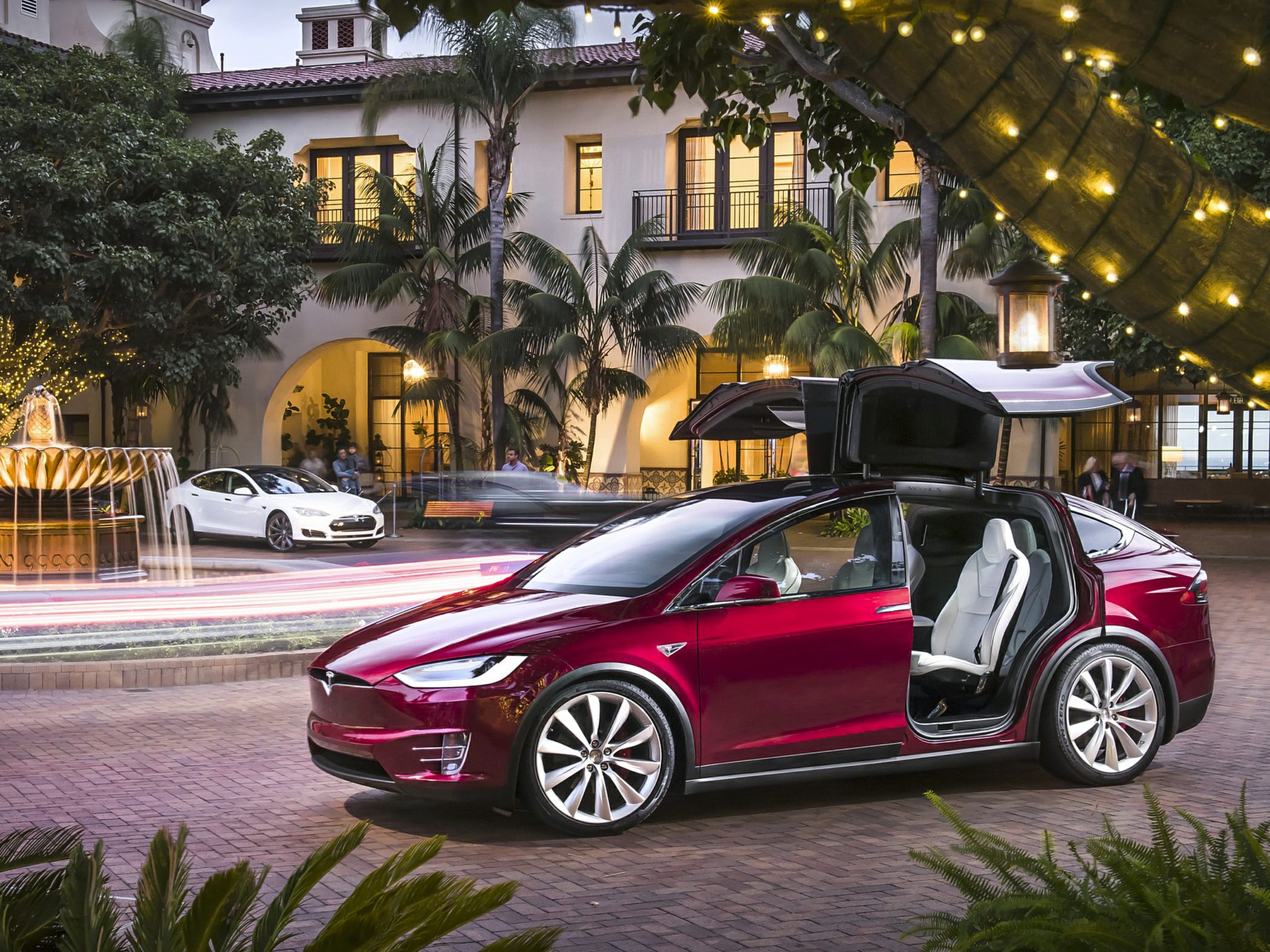 Tesla Model X Inside 2021 Elon Musk Reveals The Tesla Model S Plaid