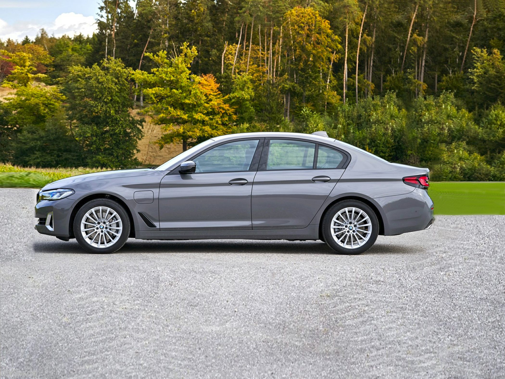 Great Deals on a new 2023 BMW 530e Base 4dr Rear-Wheel Drive Sedan at