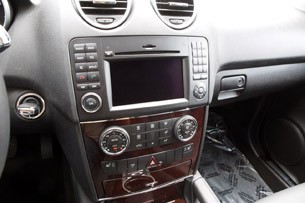 Amp Electric Mercedes-Benz ML EV instrument panel