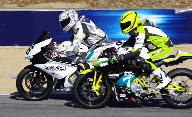 Kenyon Kluge of K Squared Racing passes LGN Racing's Marcelino Manzano on the E-Jarama