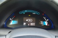 2013 Nissan Leaf gauges