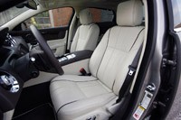 2011 Jaguar XJL front seats