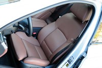 2011 BMW 550i front seats