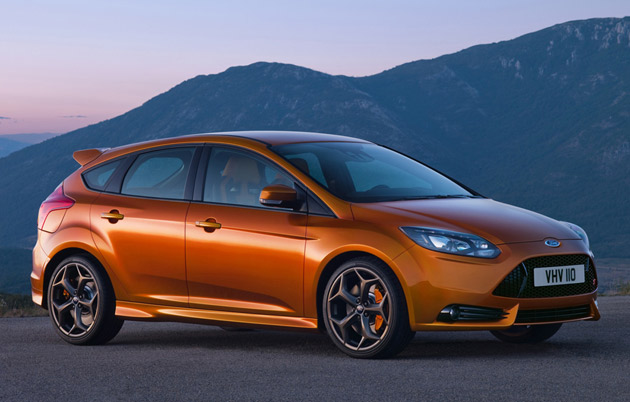2012 Ford Focus ST, front view