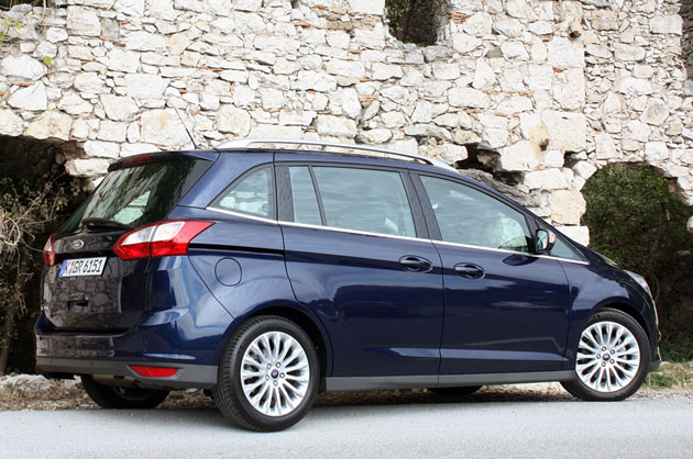 2012 Ford Grand C-Max, rear 3/4 view