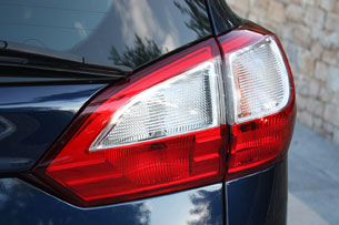 2012 Ford Grand C-Max taillight