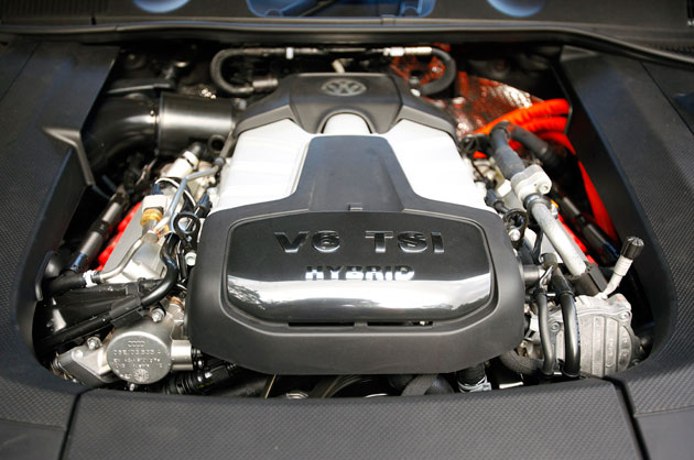 2011 Volkswagen Touareg Hybrid engine