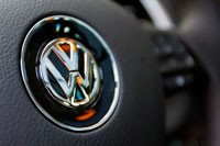 2011 Volkswagen Touareg Hybrid steering wheel