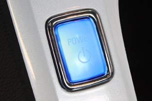 2011 Chevrolet Volt power button