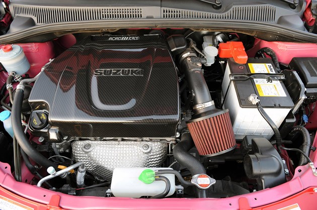 2010 Suzuki SX4 SportBack by RoadRace Motorsports engine