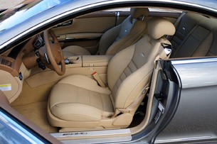 2011 Mercedes-Benz CL63 AMG front seats