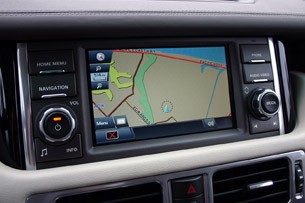 2011 Land Rover Range Rover Supercharged navigation system