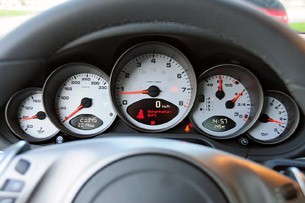 2010 Porsche 911 Carrera S gauges