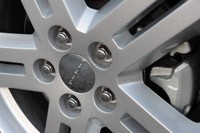 2011 Dodge Avenger wheel detail