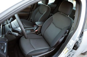 2011 Dodge Avenger front seats