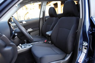 2011 Subaru Forester front seats