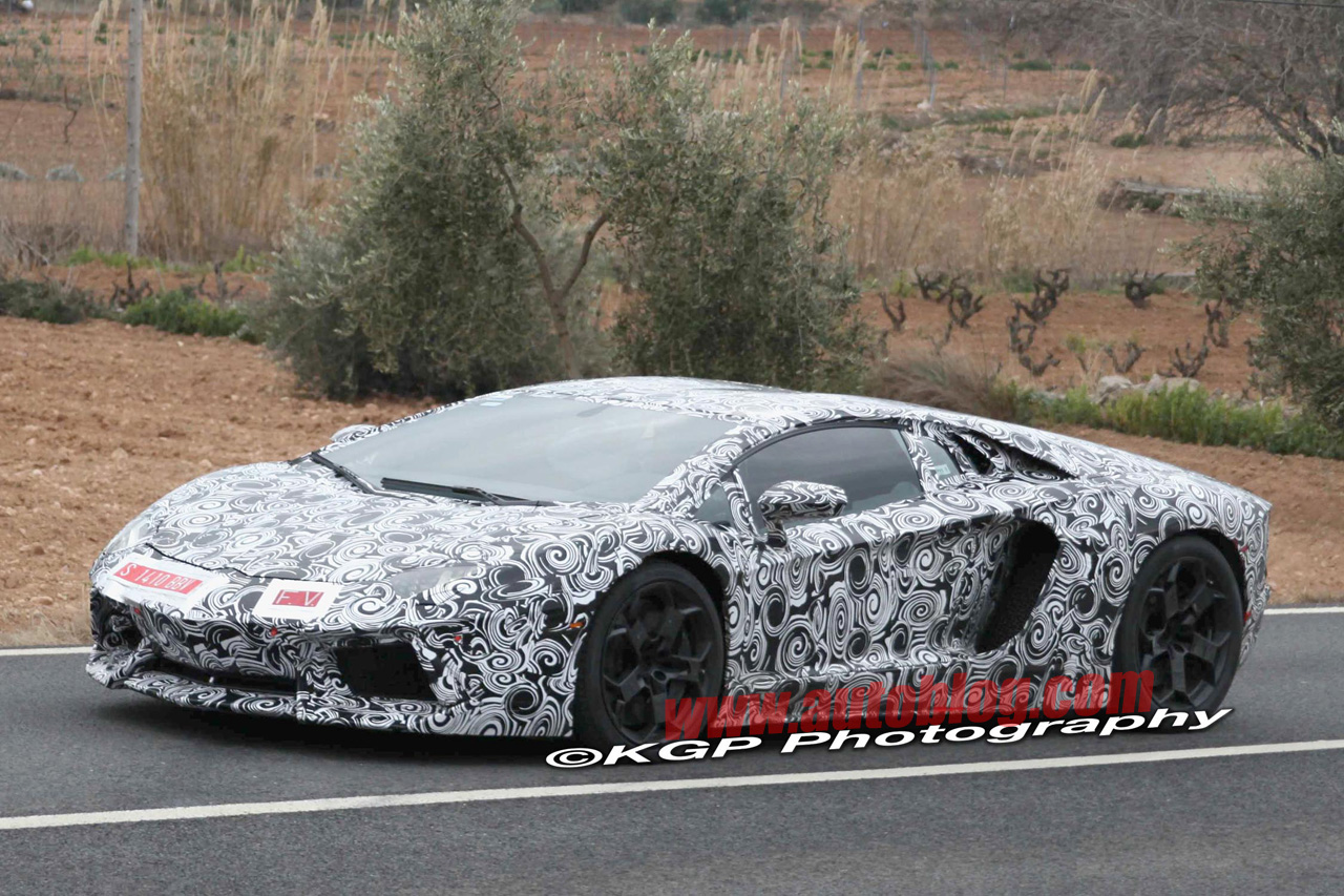Spy Shots: Lamborghini Murcielago Replacement Photo Gallery