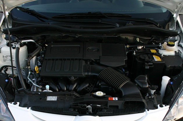 2011 Mazda2 engine