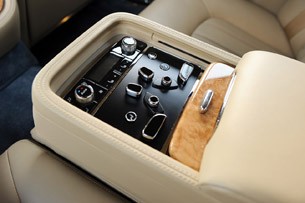 2011 Bentley Mulsanne rear seat controls