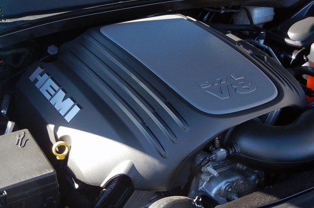 2011 Chrysler 300 engine