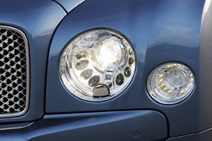 2011 Bentley Mulsanne headlight