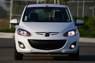 2011 Mazda2 front view
