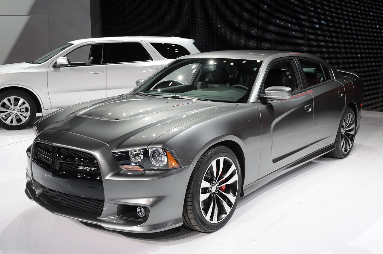 2012 Dodge Charger SRT8: Chicago 2011 Photo Gallery