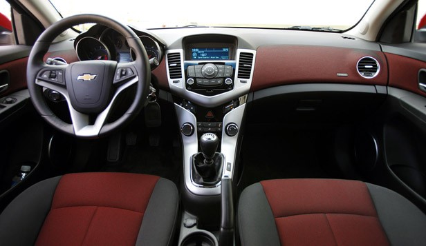 2011 Chevrolet Cruze Eco interior
