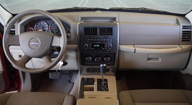 2010 Jeep Liberty Sport interior