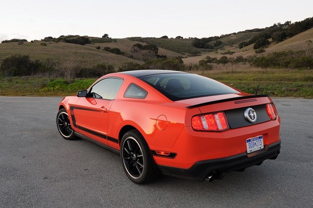 2012 Ford Mustang Boss 302 rear 3/4 view