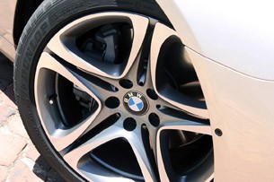 2012 BMW 6-Series Convertible wheel