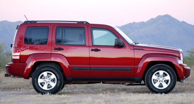 2010 Jeep Liberty Sport side view