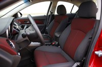 2011 Chevrolet Cruze Eco front seats