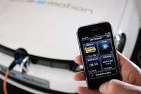 2014 Volkswagen Golf Blue-e-motion iPad app