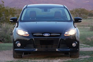 2012 Ford Focus Titanium front view