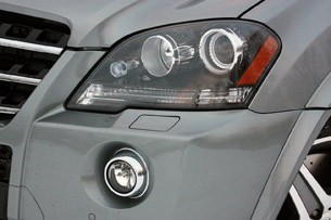 2011 Mercedes-Benz ML63 AMG headlight