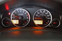 2011 Nissan Pathfinder gauges