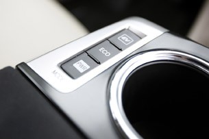 2012 Toyota Prius V drive mode