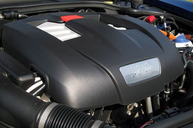 2012 Porsche Panamera S Hybrid engine