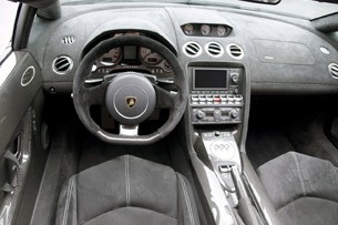 2011 Lamborghini Gallardo LP 570-4 Spyder Performante interior