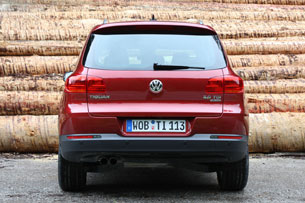 2012 Volkswagen Touareg rear