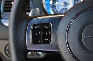 2012 Chrysler 300 SRT8 steering wheel controls