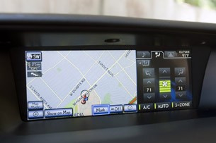 2012 Lexus GS Prototype navigation system