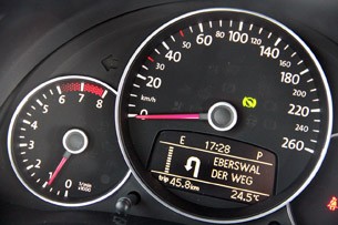 2012 Volkswagen Beetle Turbo speedometer